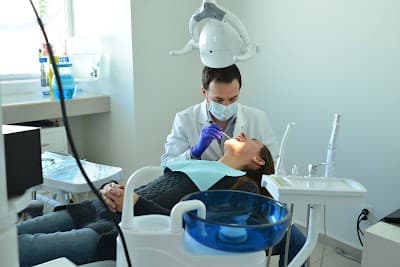 CLÍNICA DENTAL VANDENT