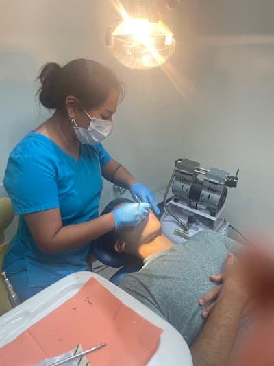 Clínica Dental World