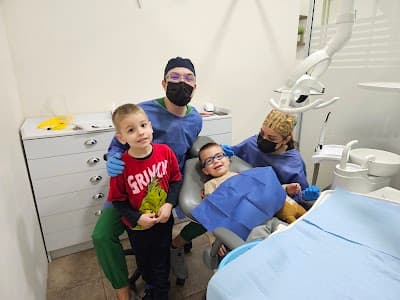 Consultorio Dental en Cumbres Family Dentist