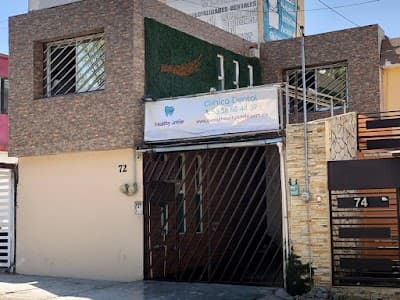 CONSULTORIO DENTAL Healthy Smile