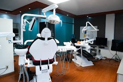 DENTAL AB - DR. SAÚL DAVID ALBA BELMARES