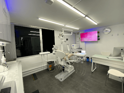 Dentalisima Dentista Clínica Dental Brackets