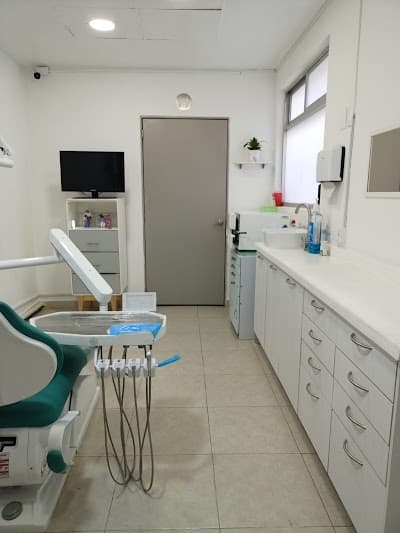 Dentista Fernanda Guerrero