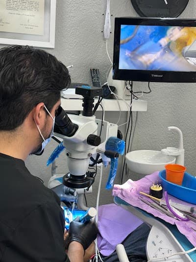 Dr. Daniel Ortiz Licea, Dentista - Odontólogo