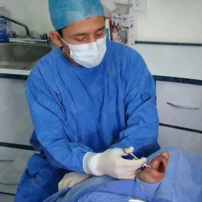 Dr. Rubén Vázquez Alanís, Dentista - Odontólogo