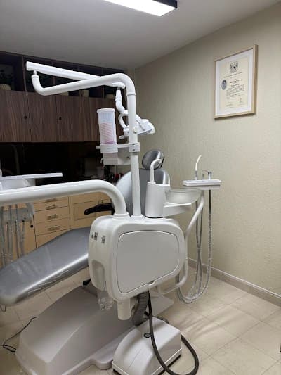 Dra. Alexia Oliver - Dentista, Brackets, Ortodoncia