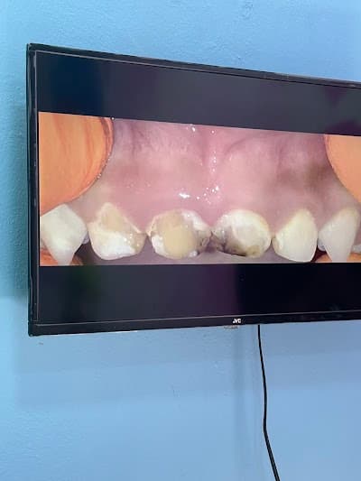 Dra. Janette Pineda Ramirez, Dentista - Odontólogo