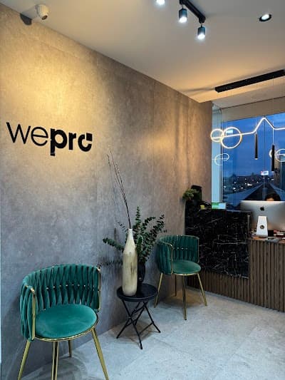 Dra. Lauren Herrera, Dentista - Odontólogo