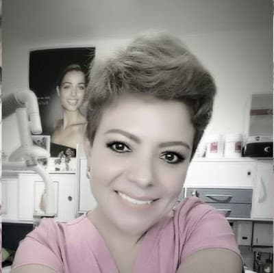 Dra. Nancy Guadalupe Enriquez Acuña, Dentista - Odontólogo