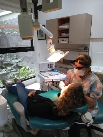 Dra. Susana Hernández Consultorio Dental