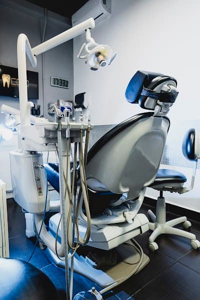 Esthetic Dental Center - Dentistas en Querétaro