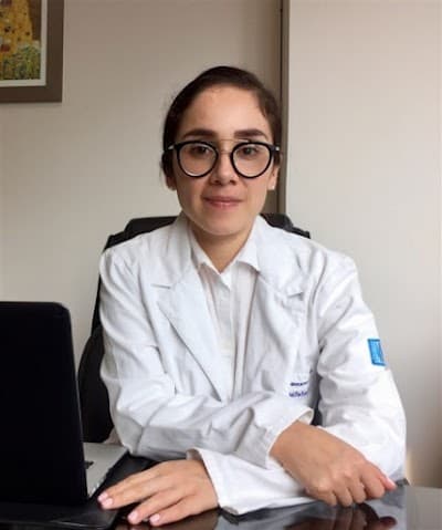 Guadalupe Armillas Canseco, Dentista - Odontólogo