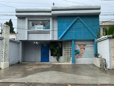 IDentica clínica dental