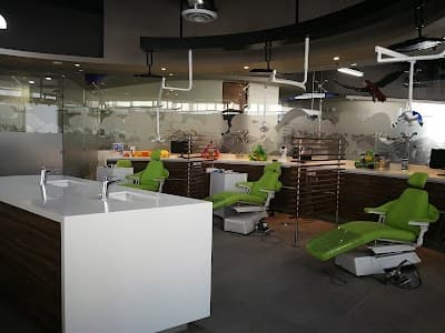 Kohesión Especialistas Dentales por Dr Omar Recio