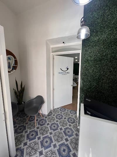 Mauricio Flores Odontologia