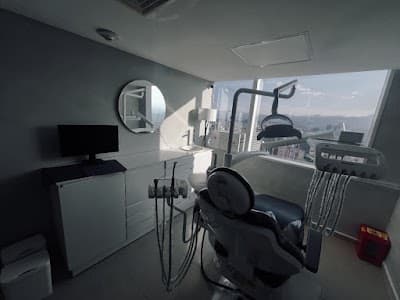 ORAL CLEAN DENTAL WTC