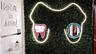 Unidad de Especialidades Odontológicas Duma Dental