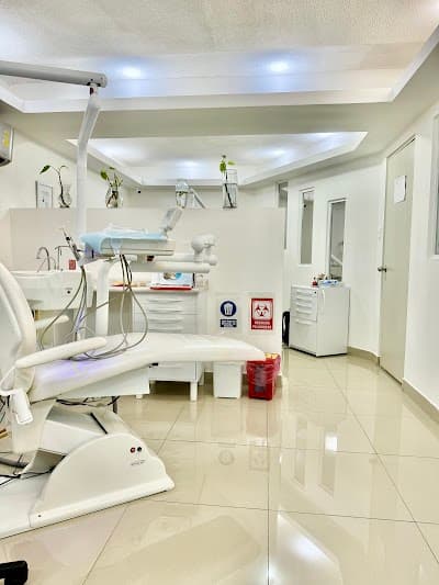 CLINICA DENTAL Y ORTODONCIA DENTAL PESQUEIRA EN MONTERREY