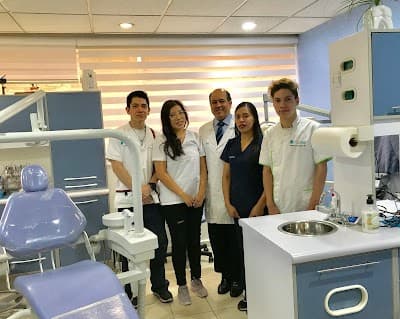 Dr. Salvador García López - Cirujano Dentista Ortodoncista Invisalign Coyoacán