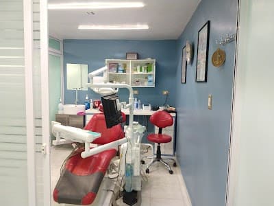 Oral-den | Clínica Dental Francisco J. Hernández Muñoz/ Verónica Cid Aparicio Cirujanos Dentistas