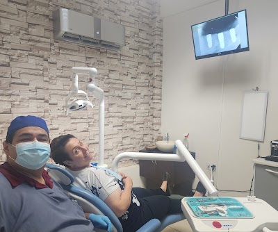 Dr.Pepe Alvarado. Dra Ludy Mata. Tradent