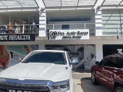 Dra. Arely Reyes