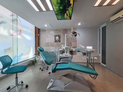 FRESH Dental Studio